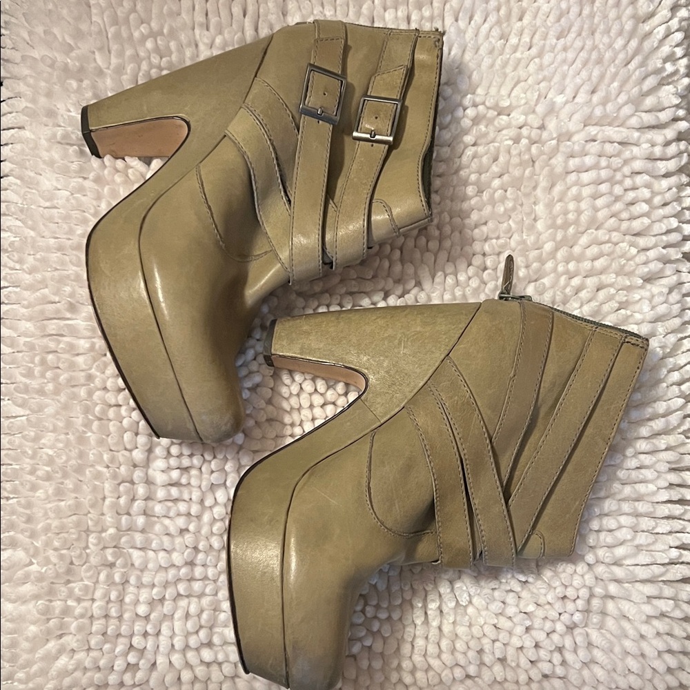 Seychelles Olive Ankle Booties